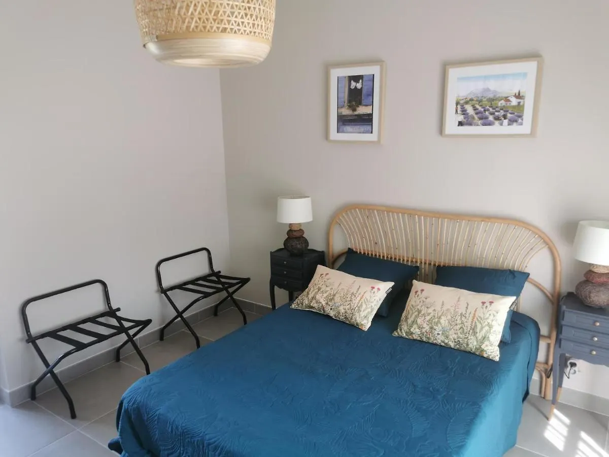 Ravissante Chambre D'Hote Independante Neuve Calme Orange  Bed & Breakfast Orange (Vaucluse)