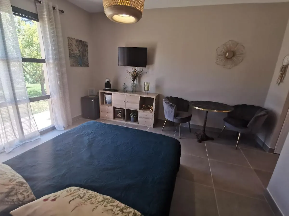 Ravissante Chambre d'Hôte Indépendante Neuve Calme Orange  Orange (Vaucluse)