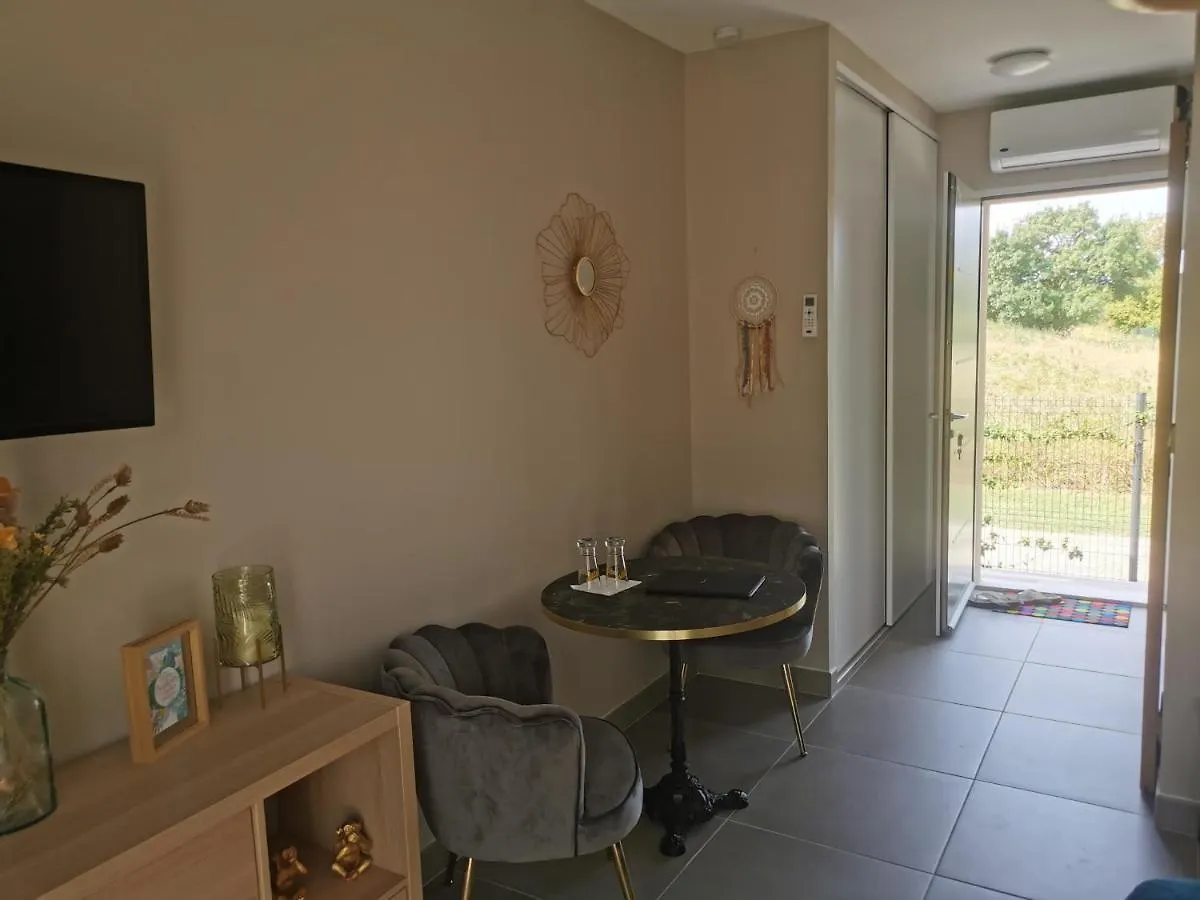 Bed & Breakfast Ravissante Chambre d'Hôte Indépendante Neuve Calme Orange  Francia